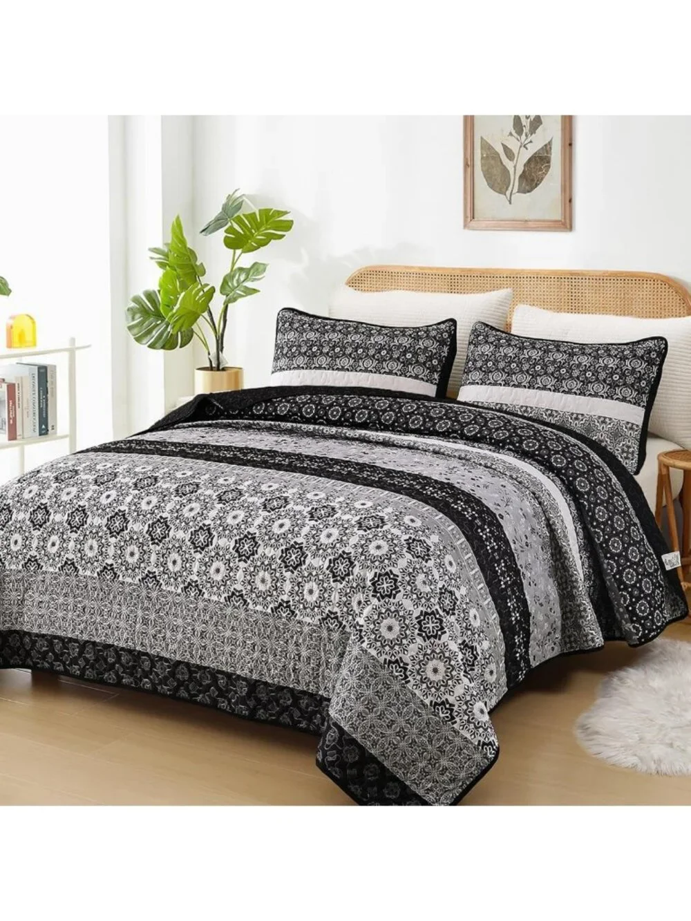 Stylish King Quilt Bedding Set - 3-Piece Black & Grey Striped Bedspread